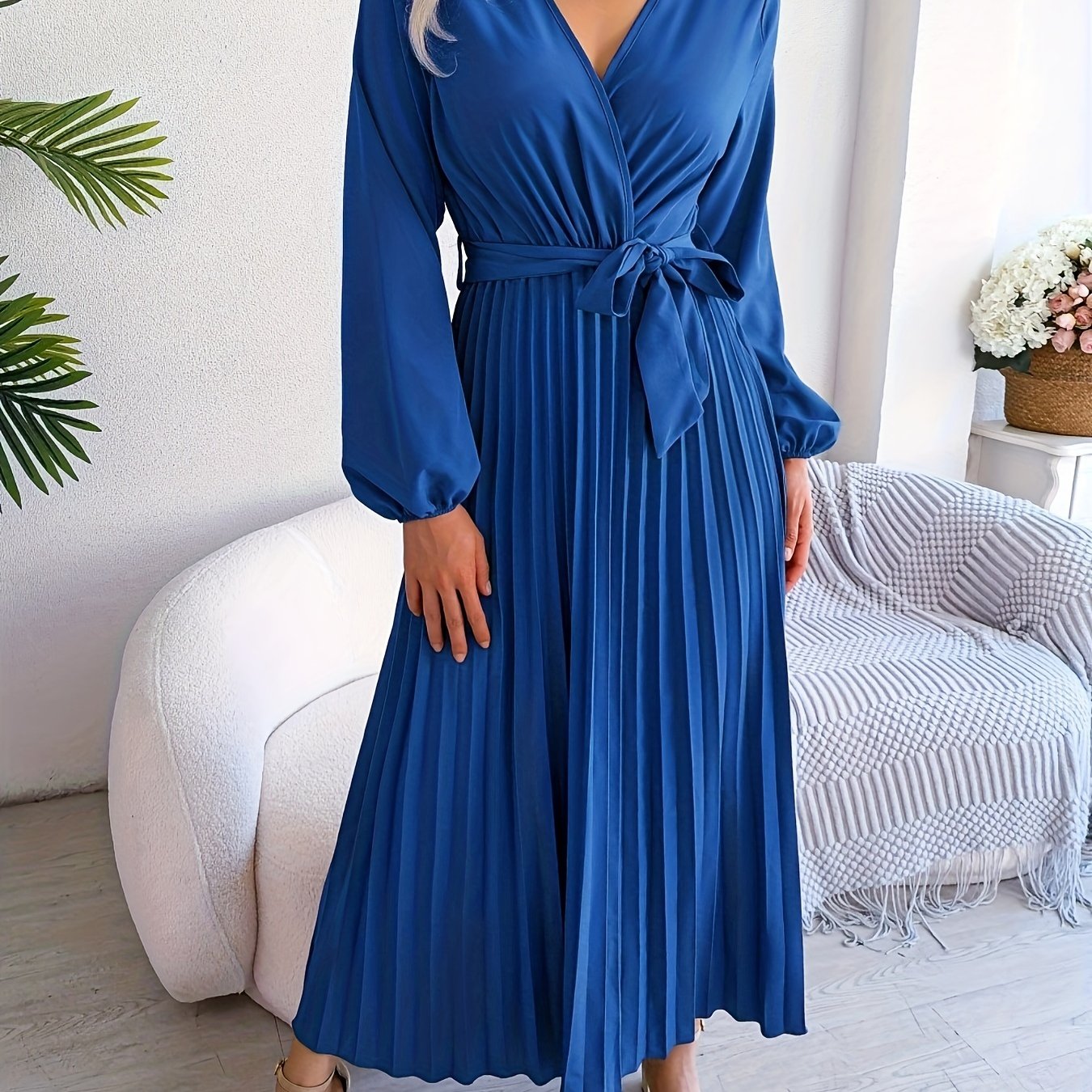 Elegant V-Neck Pleated Maxi Dress with Waist Tie