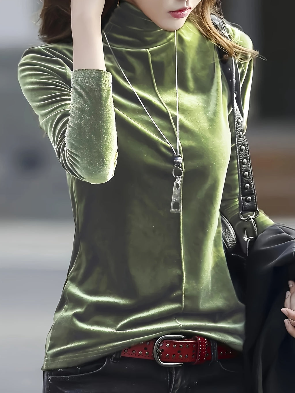 Camiseta Térmica Feminina de Gola Alta e Manga Longa - Top Macio como Veludo, Lavável à Máquina, Preto Sólido para Camadas no Outono/Inverno, Estilo Sofisticado e Casual ou Formal, Roupa de Inverno Confortável, Blusa Versátil e Elegante, Qualidade Premium, Ideal para Climas Frios