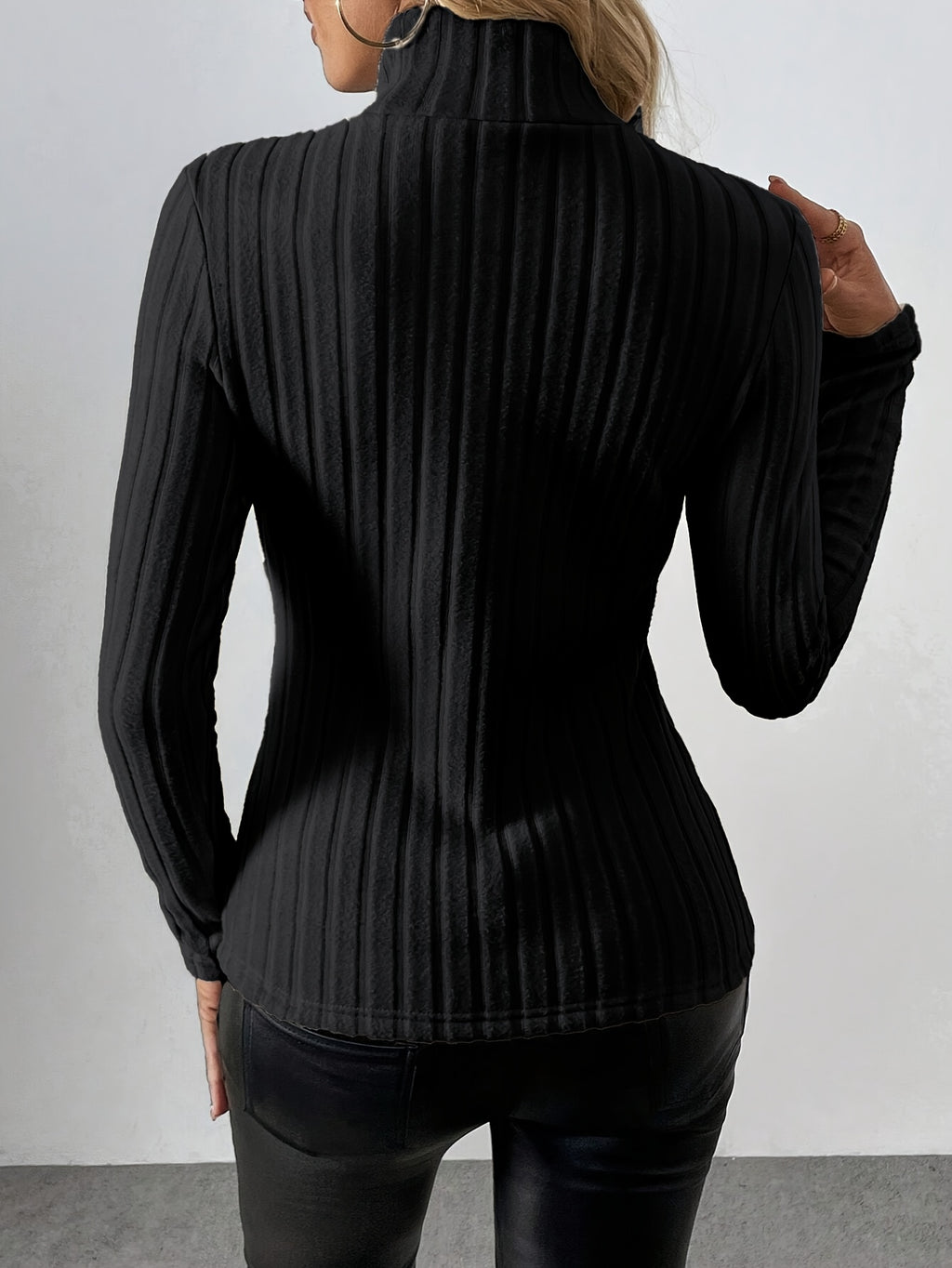 Camiseta de Forro Polar para Outono e Inverno, Gola Alta Minimalista em Cor Sólida com Acolchoado Espesso