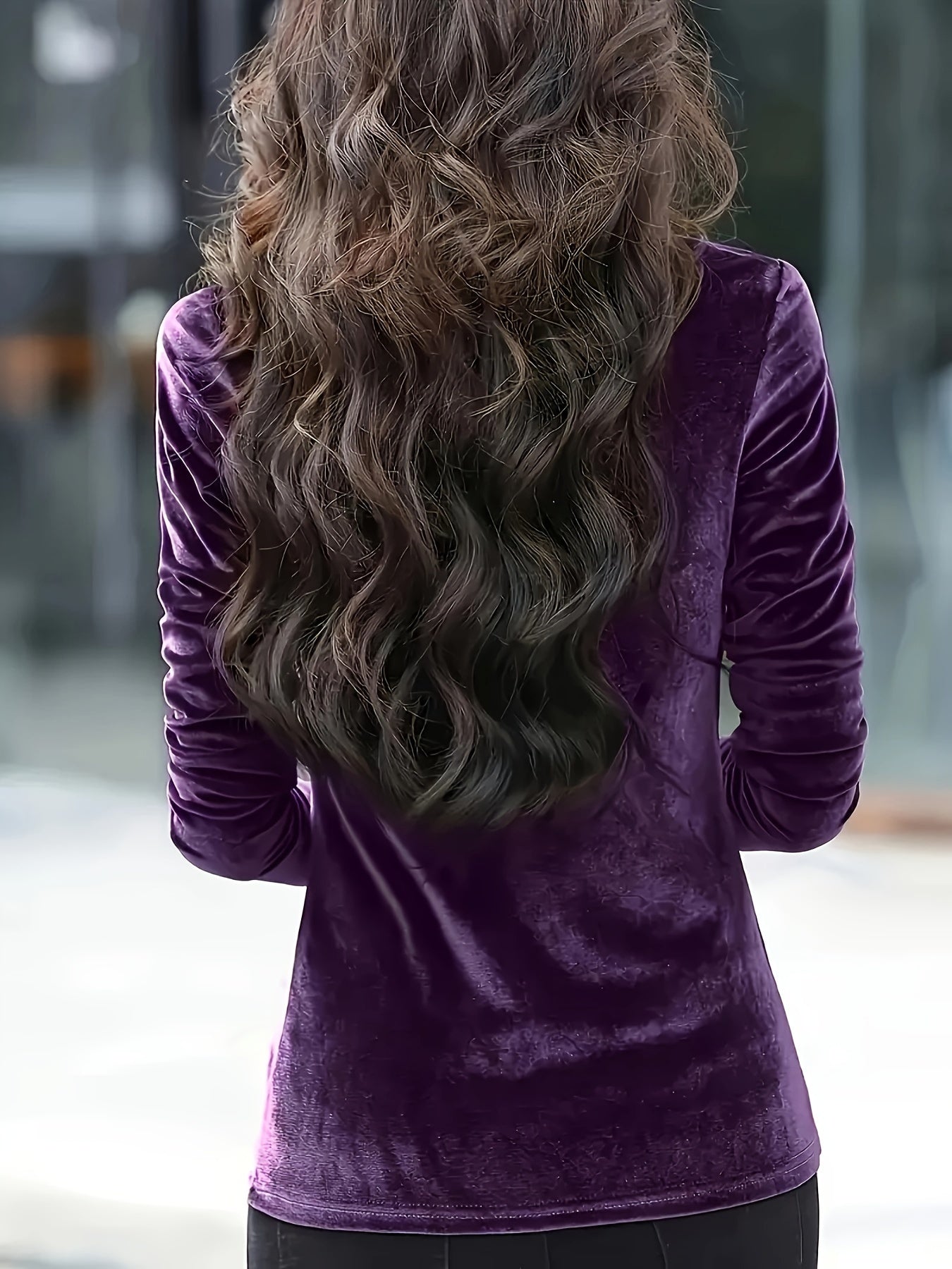 Camiseta Térmica Feminina de Gola Alta e Manga Longa - Top Macio como Veludo, Lavável à Máquina, Preto Sólido para Camadas no Outono/Inverno, Estilo Sofisticado e Casual ou Formal, Roupa de Inverno Confortável, Blusa Versátil e Elegante, Qualidade Premium, Ideal para Climas Frios