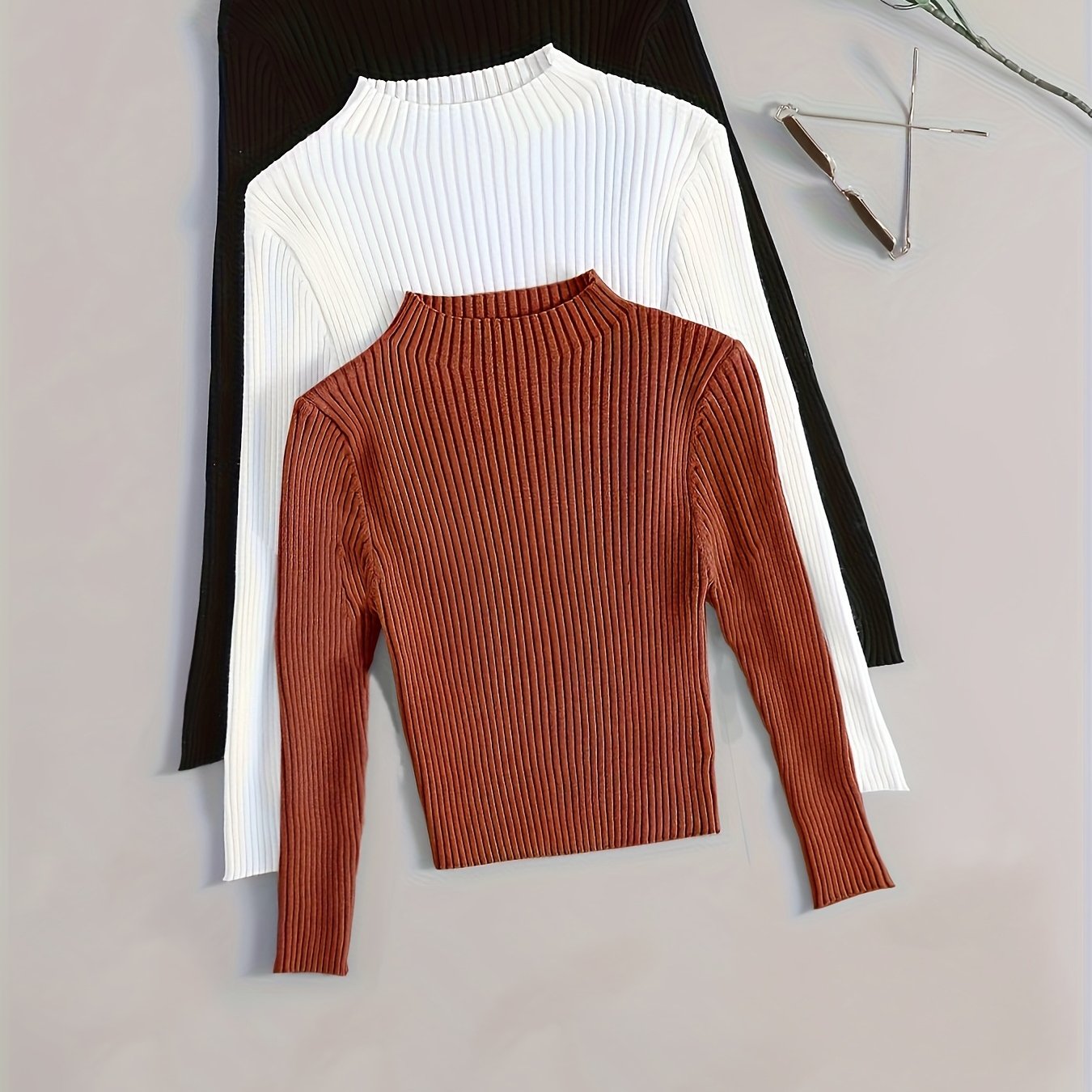 Elegant Ribbed High-Neck 3-Piece Set - Timeless Vintage Style