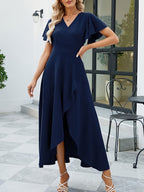 Vestido de cor sólida com decote em surplice, mangas com folhos elegantes e bainha em tulipa fluída para a primavera e o verão, roupa de mulher para casamentos, formaturas, noivados, ocasiões especiais, festas, férias e aniversários.