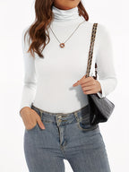 Camiseta Térmica Plus Size Feminina - Gola Alta Longa para Clima Frio, Sob Suéteres/Vestidos - Lavável em Máquina, Design Elegante e Confortável, Ajuste Perfeito, Roupa de Inverno, Estilo Casual ou Formal, Blusa Quente e Elástica, Ideal para Escritório