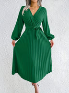 Vestido maxi plissado elegante com decote em V para mulheres, 95% poliéster e 5% elastano, em cor sólida, coleção de outono/inverno, tecido tecido, 120g/m² - Design cruzado na cintura