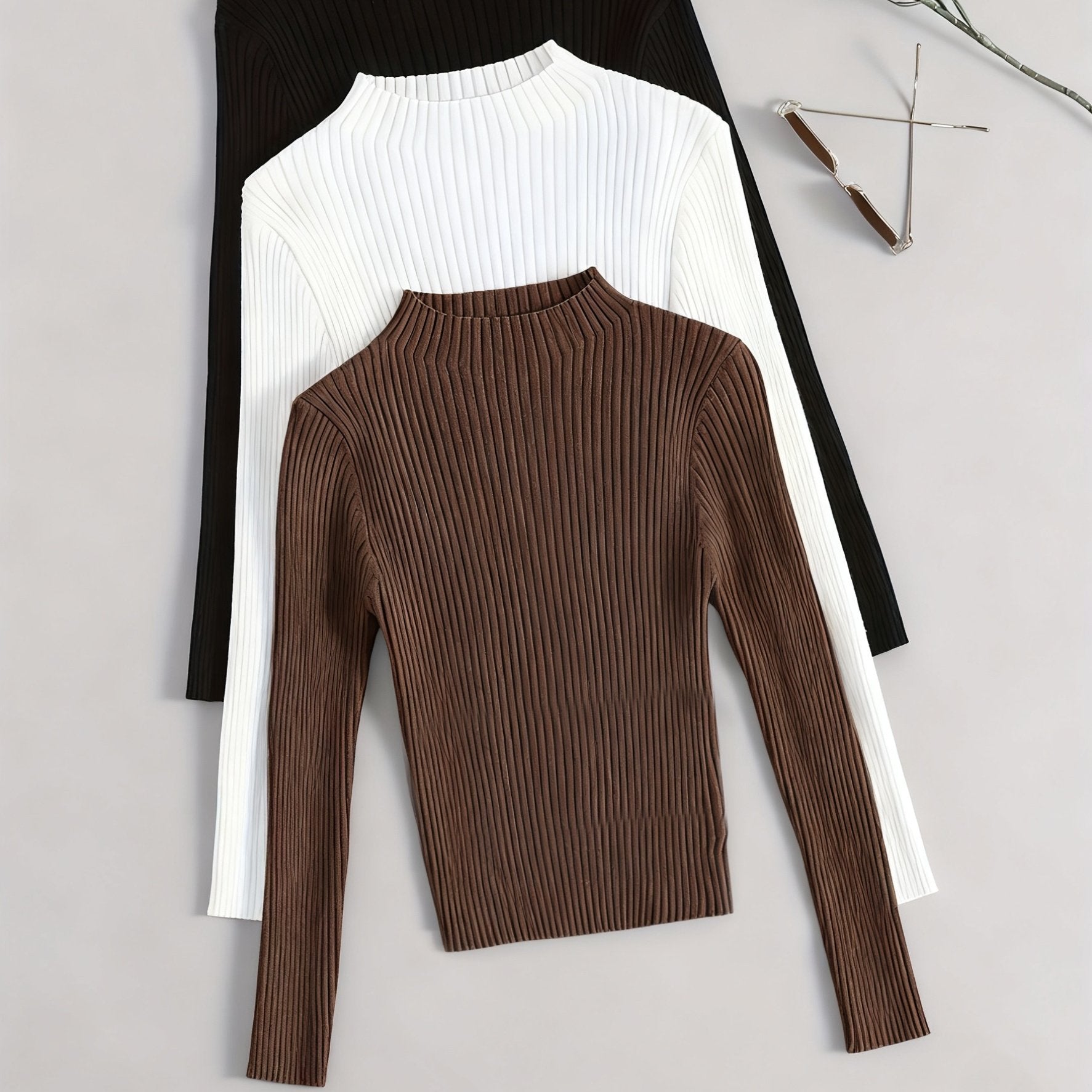Elegant Ribbed High-Neck 3-Piece Set - Timeless Vintage Style